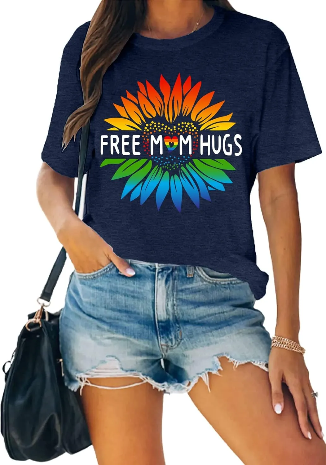 hohololo Pride Shirts Women Rainbows Graphic Tees Shirts Free Mom Hugs T-Shirt LGBTQ Short Sleeve Tops