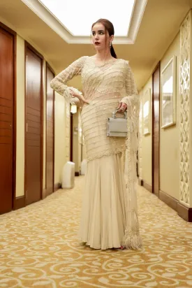 Jasleen Sabharwal IN Off-white Shimmer Drape Saree